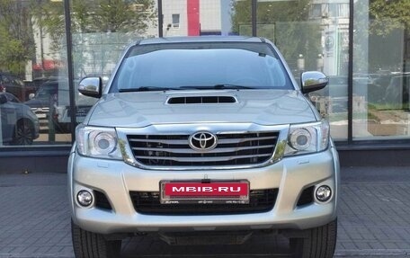 Toyota Hilux VII, 2012 год, 2 329 000 рублей, 2 фотография