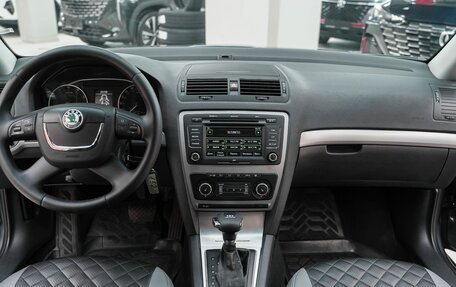 Skoda Octavia, 2011 год, 899 000 рублей, 10 фотография
