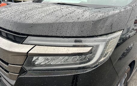 Honda Stepwgn IV, 2018 год, 2 200 000 рублей, 5 фотография