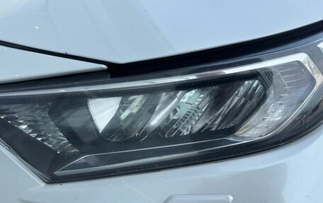 Toyota RAV4, 2020 год, 2 999 000 рублей, 11 фотография