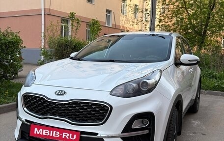 KIA Sportage IV рестайлинг, 2019 год, 1 950 000 рублей, 1 фотография