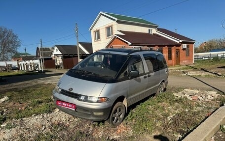 Toyota Estima III рестайлинг -2, 1992 год, 500 000 рублей, 1 фотография