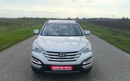 Hyundai Santa Fe III рестайлинг, 2013 год, 1 900 000 рублей, 1 фотография