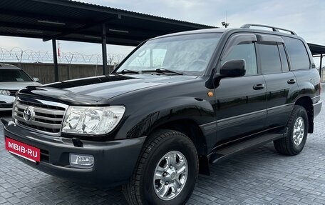 Toyota Land Cruiser 100 рестайлинг 2, 2006 год, 2 900 000 рублей, 2 фотография