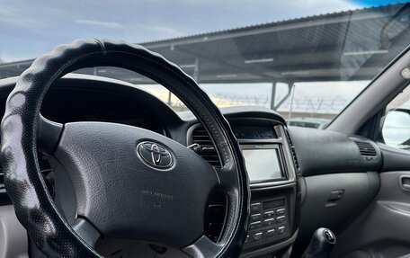 Toyota Land Cruiser 100 рестайлинг 2, 2006 год, 2 900 000 рублей, 34 фотография
