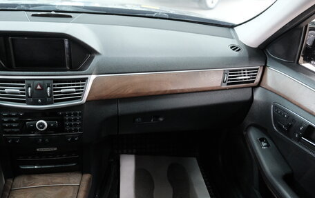 Mercedes-Benz E-Класс, 2009 год, 1 499 000 рублей, 19 фотография