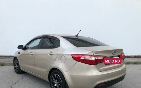 KIA Rio III рестайлинг, 2014 год, 940 000 рублей, 4 фотография
