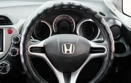Honda Fit III, 2009 год, 829 000 рублей, 13 фотография