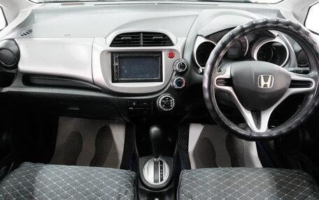 Honda Fit III, 2009 год, 829 000 рублей, 14 фотография