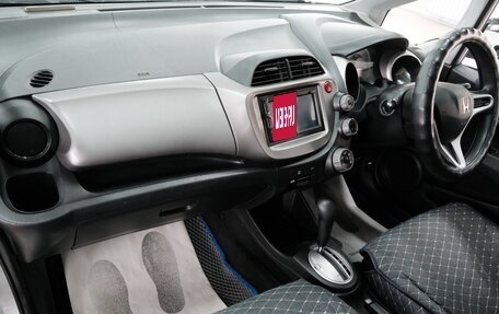 Honda Fit III, 2009 год, 829 000 рублей, 19 фотография