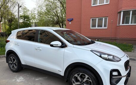 KIA Sportage IV рестайлинг, 2019 год, 1 950 000 рублей, 3 фотография