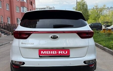 KIA Sportage IV рестайлинг, 2019 год, 1 950 000 рублей, 4 фотография