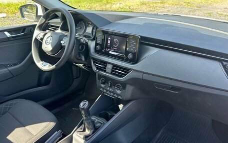 Skoda Rapid II, 2021 год, 1 555 000 рублей, 8 фотография