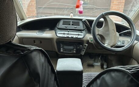 Toyota Estima III рестайлинг -2, 1992 год, 500 000 рублей, 9 фотография