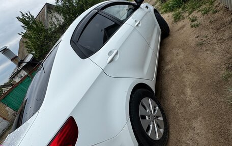 KIA Rio III рестайлинг, 2013 год, 900 000 рублей, 4 фотография