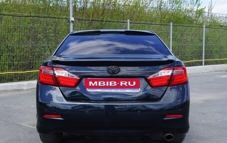 Toyota Camry, 2014 год, 2 100 000 рублей, 4 фотография