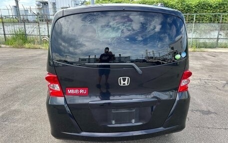 Honda Freed I, 2010 год, 905 000 рублей, 16 фотография