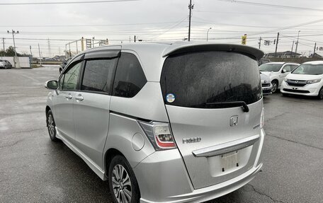 Honda Freed I, 2012 год, 960 000 рублей, 16 фотография