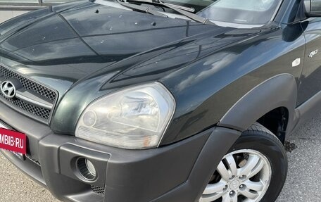 Hyundai Tucson III, 2005 год, 710 000 рублей, 2 фотография