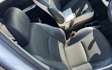 Toyota Wish II, 2011 год, 1 299 000 рублей, 4 фотография