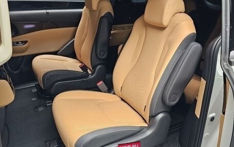 KIA Carnival, 2021 год, 2 600 000 рублей, 8 фотография