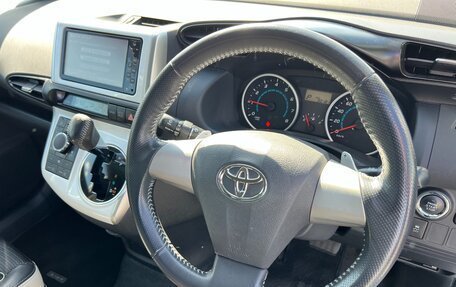 Toyota Wish II, 2011 год, 1 299 000 рублей, 11 фотография