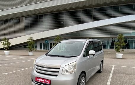 Toyota Noah III, 2009 год, 1 245 000 рублей, 1 фотография