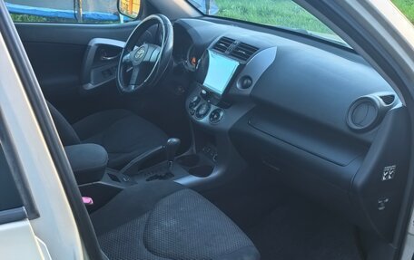 Toyota RAV4, 2006 год, 900 000 рублей, 8 фотография