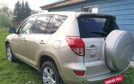 Toyota RAV4, 2006 год, 900 000 рублей, 7 фотография