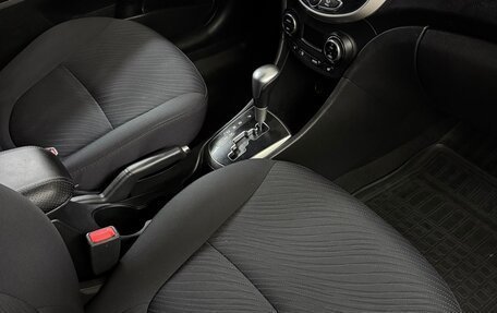 Hyundai Solaris II рестайлинг, 2014 год, 850 000 рублей, 8 фотография