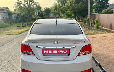 Hyundai Solaris II рестайлинг, 2014 год, 850 000 рублей, 5 фотография