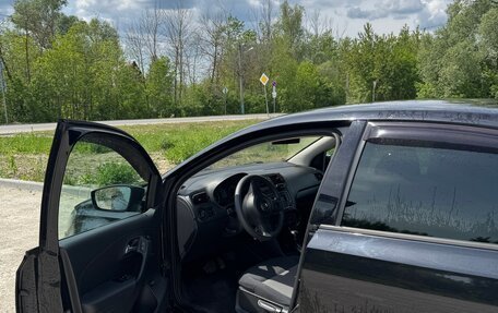 Volkswagen Polo VI (EU Market), 2015 год, 950 000 рублей, 3 фотография