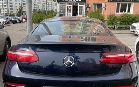 Mercedes-Benz E-Класс, 2017 год, 4 600 000 рублей, 4 фотография