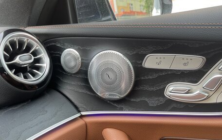 Mercedes-Benz E-Класс, 2017 год, 4 600 000 рублей, 12 фотография