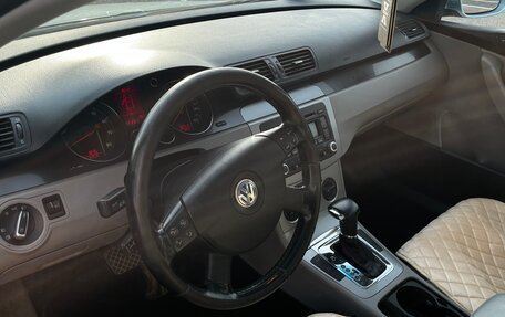 Volkswagen Passat B6, 2005 год, 610 000 рублей, 10 фотография