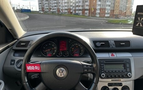 Volkswagen Passat B6, 2005 год, 610 000 рублей, 11 фотография
