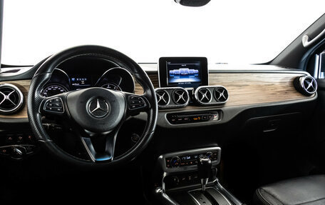 Mercedes-Benz X-Класс I, 2018 год, 3 689 000 рублей, 11 фотография