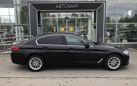 BMW 5 серия, 2019 год, 2 650 000 рублей, 4 фотография