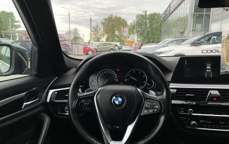 BMW 5 серия, 2019 год, 2 650 000 рублей, 12 фотография