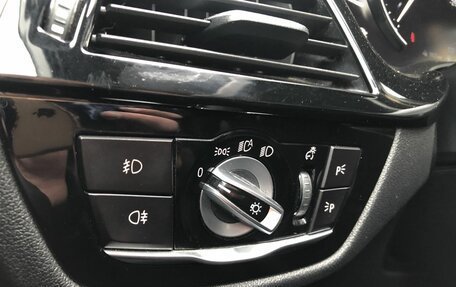 BMW 5 серия, 2019 год, 2 650 000 рублей, 14 фотография