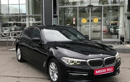 BMW 5 серия, 2019 год, 2 650 000 рублей, 3 фотография