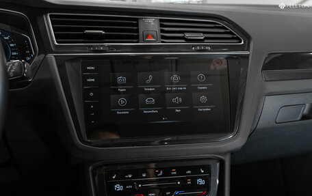 Volkswagen Tiguan II, 2021 год, 3 440 000 рублей, 18 фотография