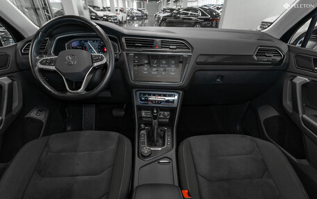 Volkswagen Tiguan II, 2021 год, 3 440 000 рублей, 11 фотография