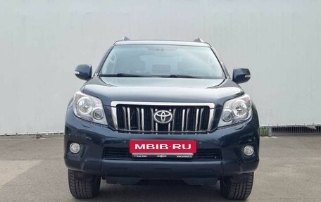 Toyota Land Cruiser Prado 150 рестайлинг 2, 2011 год, 2 750 000 рублей, 2 фотография