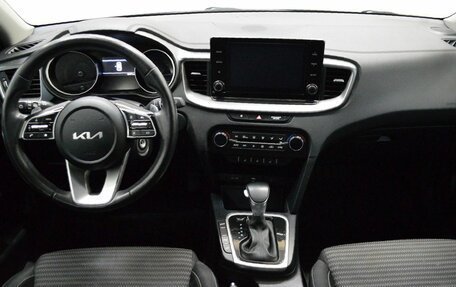 KIA cee'd III, 2022 год, 2 249 000 рублей, 15 фотография