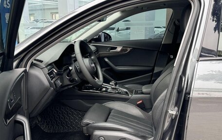 Audi A4, 2022 год, 2 358 000 рублей, 9 фотография