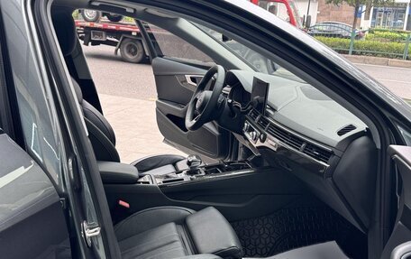 Audi A4, 2022 год, 2 358 000 рублей, 10 фотография