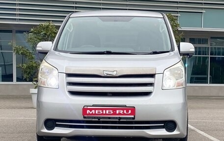Toyota Noah III, 2009 год, 1 245 000 рублей, 3 фотография