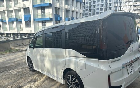 Honda Stepwgn IV, 2018 год, 2 500 000 рублей, 6 фотография
