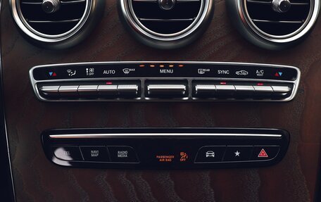 Mercedes-Benz GLC, 2019 год, 3 350 000 рублей, 26 фотография